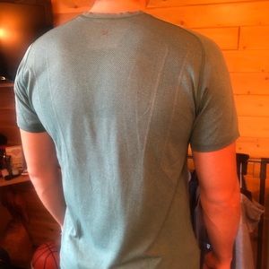 Lululemon metal vent tech v neck large, seafoam